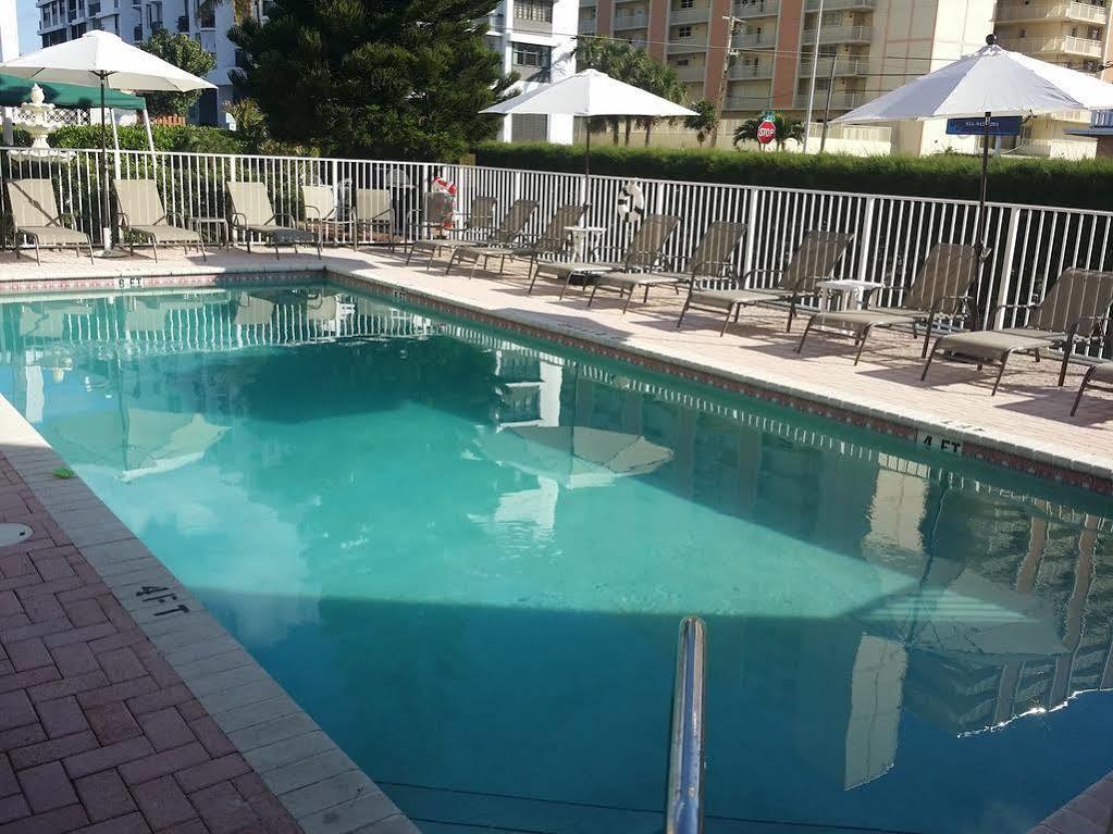 Shores Terrace 폼파노 비치 외부 사진